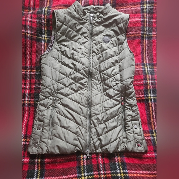 Olsen Jackets & Blazers - Olsen Olive Quilted Zip Front Puffer Vest